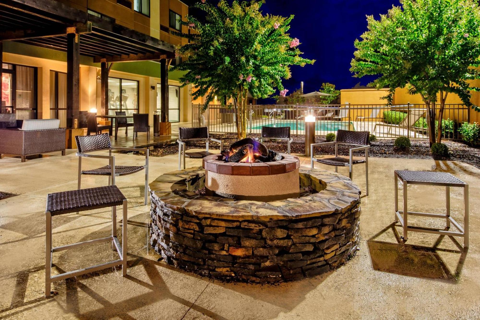 Courtyard By Marriott Troy Ξενοδοχείο Εξωτερικό φωτογραφία