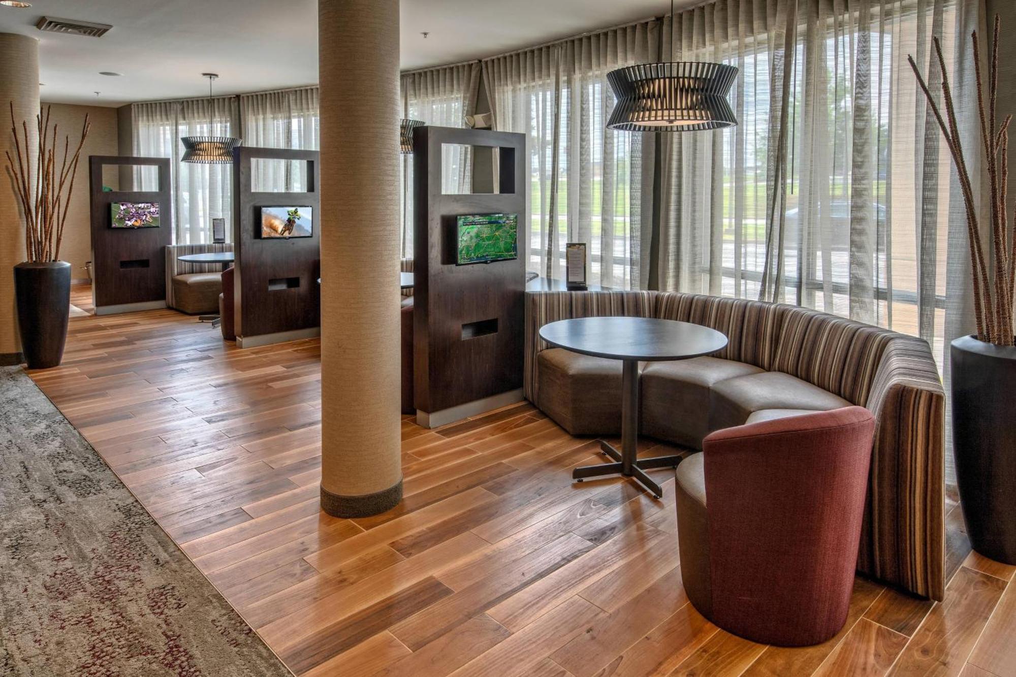 Courtyard By Marriott Troy Ξενοδοχείο Εξωτερικό φωτογραφία